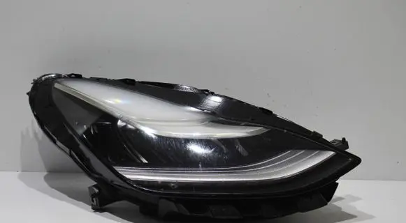 Tesla Model 3 Headlight/headlamp 107737650B 340004