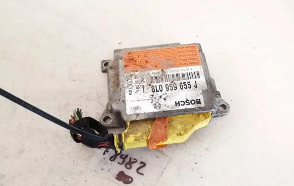 Audi A3 S3 8L Airbag control unit/module 8l0959655j 0285001352