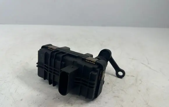 BMW 5 F10 F11 Turbine electric control actuator 4933519400 6NW01009902