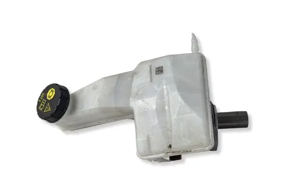 Opel Corsa F Master brake cylinder 32672071 32522A066502