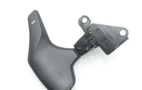 Toyota Avensis T270 Aerial antenna switch