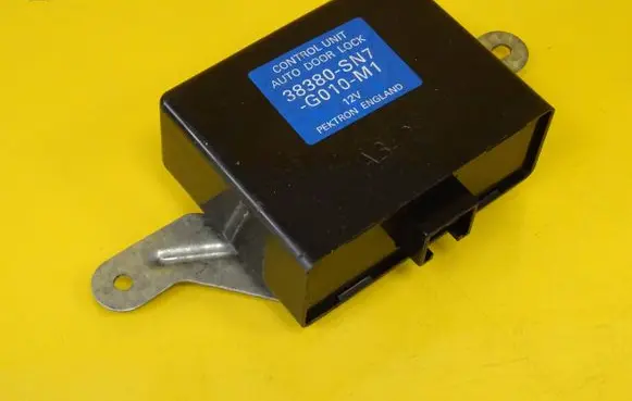 Honda Civic Door central lock control unit/module 38380-SN7-G010-M1 38380SN7G010M1