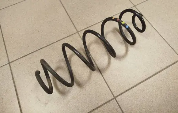 Opel Grandland X Rear coil spring 