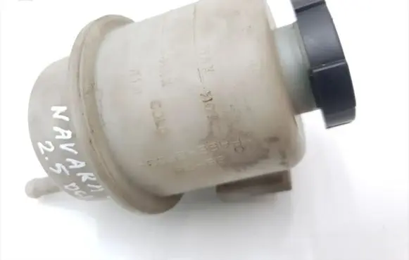 Nissan Navara Power steering fluid tank/reservoir 