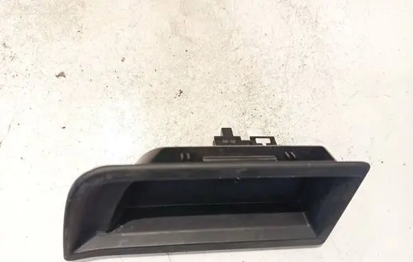 BMW 3 F30 F35 F31 USB socket connector 58450710 51169207358