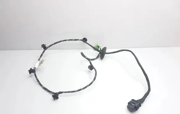 Mercedes-Benz E C207 W207 Front door wiring loom A2075400433