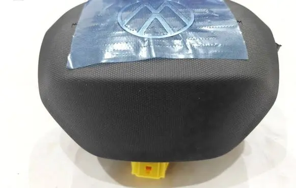 Volkswagen Tiguan Steering wheel airbag 7571201 571880201D Y0253038BA502
