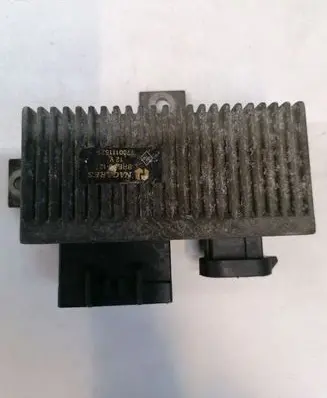 Renault Scenic I Glow plug pre-heat relay 7700111525