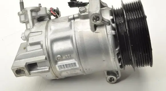 Volvo XC60 Air conditioning (A/C) compressor (pump) 32414891