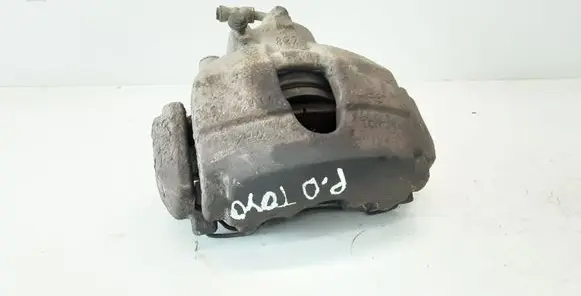 Toyota Avensis T220 Front brake caliper