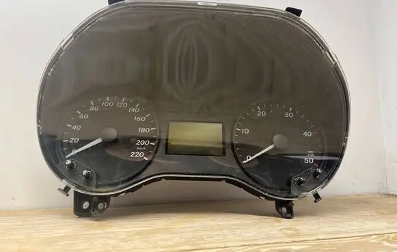 Mercedes-Benz Vito Viano W447 Speedometer (instrument cluster) A4479018102