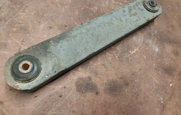 Jeep Cherokee III KJ Rear control arm