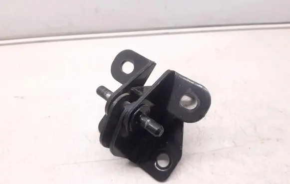 KIA Sorento Tailgate/trunk/boot hinge
