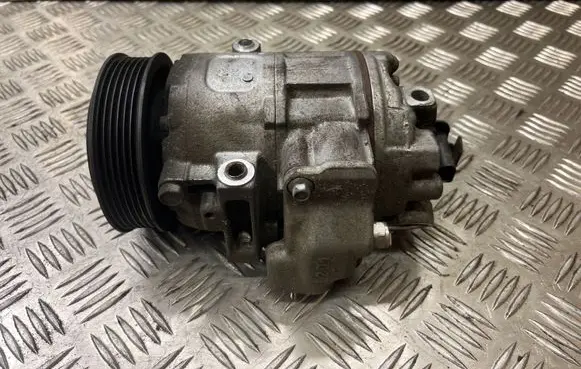 Skoda Fabia Mk1 (6Y) Air conditioning (A/C) compressor (pump) 6Q0820803J