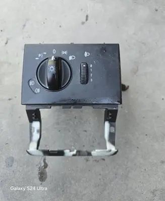 Mercedes-Benz Vito Viano W639 Light switch A6395450204 ZGS003