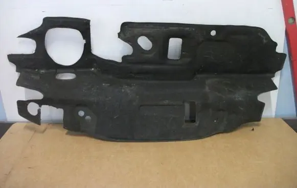 Engine splash shield/under tray