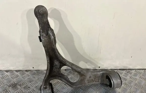 Porsche Cayenne (92A) Front lower control arm/wishbone