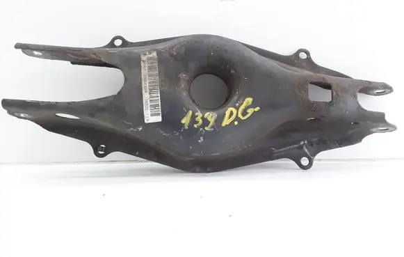 Mercedes-Benz C W204 Rear upper control arm/wishbone 2043503008