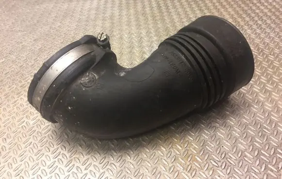 Mini One - Cooper Coupe R56 Air intake hose/pipe 7563812
