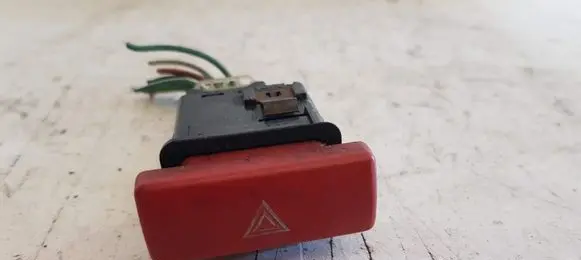 Land Rover Freelander Hazard light switch 01638
