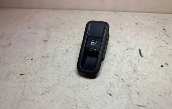 Skoda Fabia Mk2 (5J) Electric window control switch 5J0867435