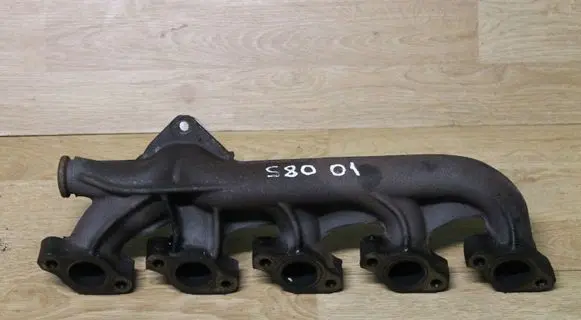 Volvo S80 Exhaust manifold 30637797
