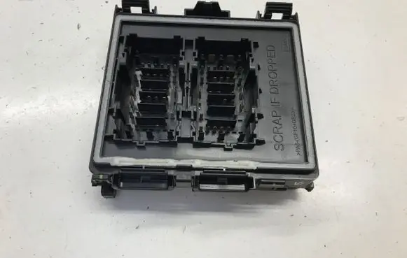 Ford Mustang Mach-E Fuse module LJ8T14D068NAC