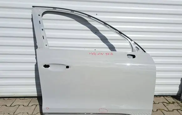 Porsche Macan (95B) Front door 95B831312A