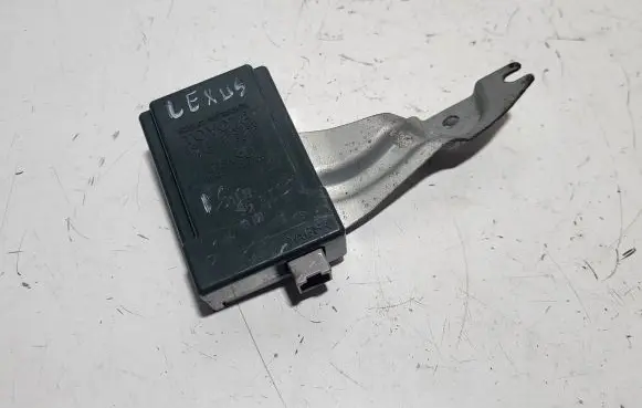 Lexus IS 220D-250-350 Door control unit/module 8974053060 2513003520