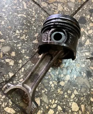 Renault Kangoo I Piston 7657X
