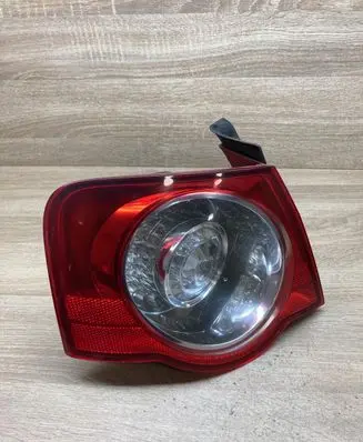 Volkswagen PASSAT B6 Rear/tail lights 3C5945095H
