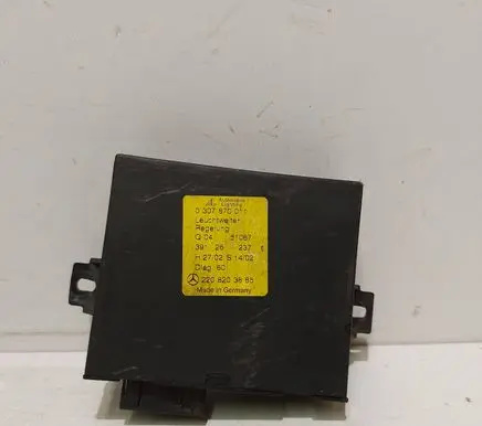 Mercedes-Benz S W220 Light module LCM 2208203685 0307870011