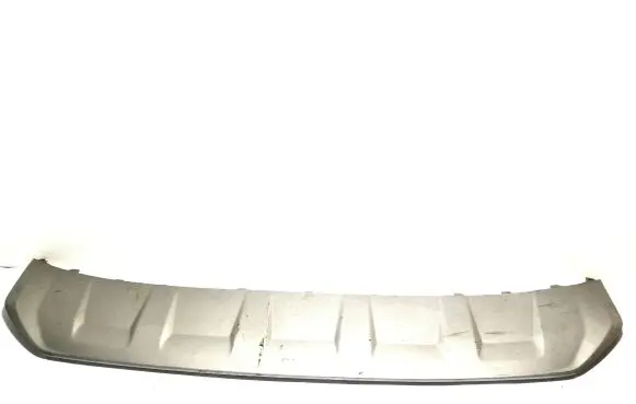 Front bumper lip