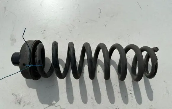 BMW 1 E81 E87 Rear coil spring