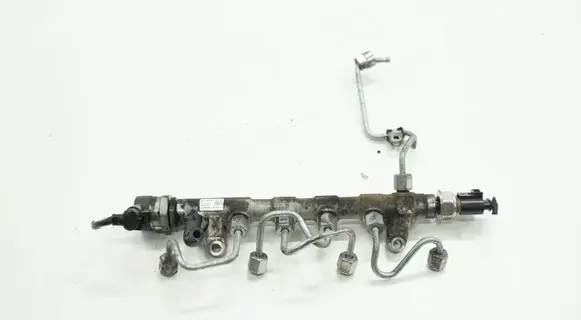 Volkswagen Tiguan Fuel main line pipe 03L089MACR 03L089M