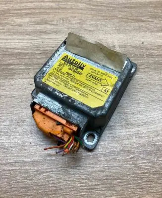 Peugeot 206 Airbag control unit/module 550541500 9643082380 Used