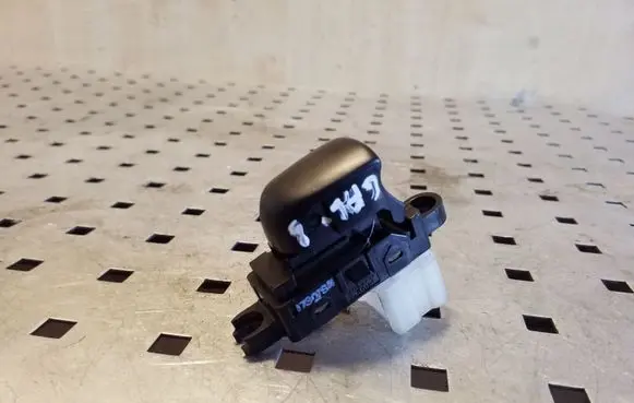 Nissan X-Trail T32 Electric window control switch