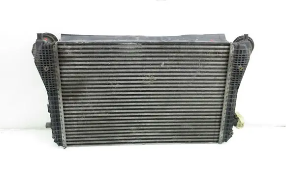 Volkswagen Tiguan Intercooler radiator N6893001