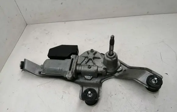 Toyota Prius (XW30) Rear window wiper motor 8513047021 2596002240
