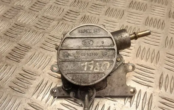 Opel Vectra C Vacuum pump 24465382