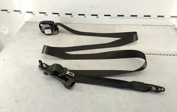 Audi Q7 4L Front seatbelt 606727200 008L000 030757