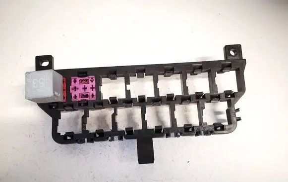 Skoda Octavia Mk1 (1U) Fuse box set 8d0937503e