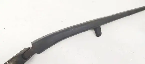 Chevrolet Captiva Rear wiper blade arm 