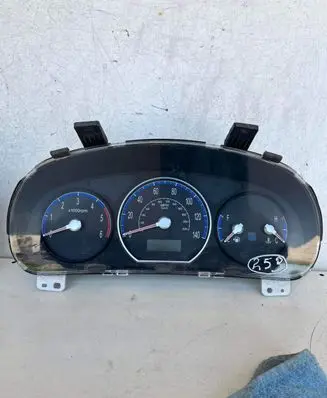 Hyundai Santa Fe Speedometer (instrument cluster) 940012B330