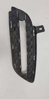 Mercedes-Benz B W246 W242 Front bumper lower grill A2468850722