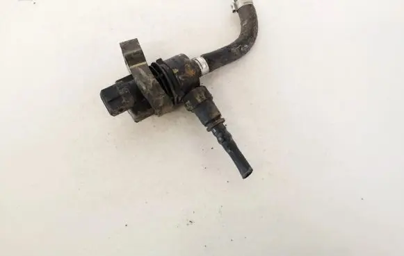 Mercedes-Benz ML W163 Valve vacuum a1634700493