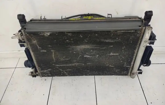 Opel Astra J Radiator set 