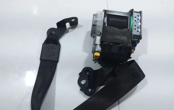 Audi Q5 SQ5 Front seatbelt 8R1857706J 305797410