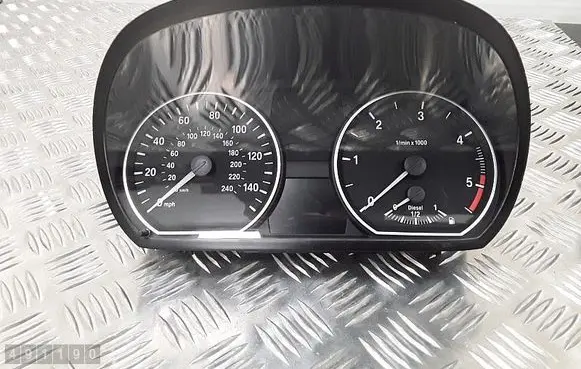 BMW 1 E81 E87 Speedometer (instrument cluster) 918733101