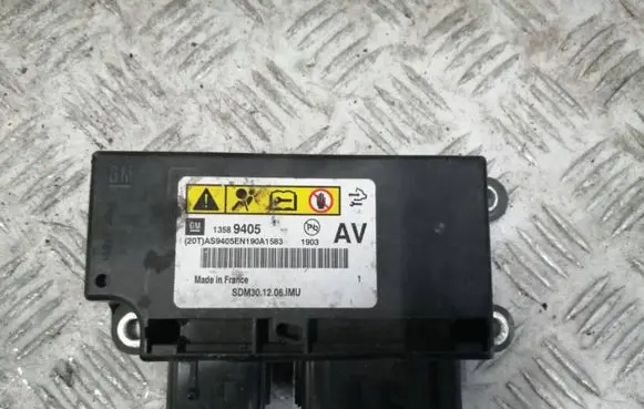 Opel Adam Airbag control unit/module 13589405 SDM301206MU AS9400E1190A1183